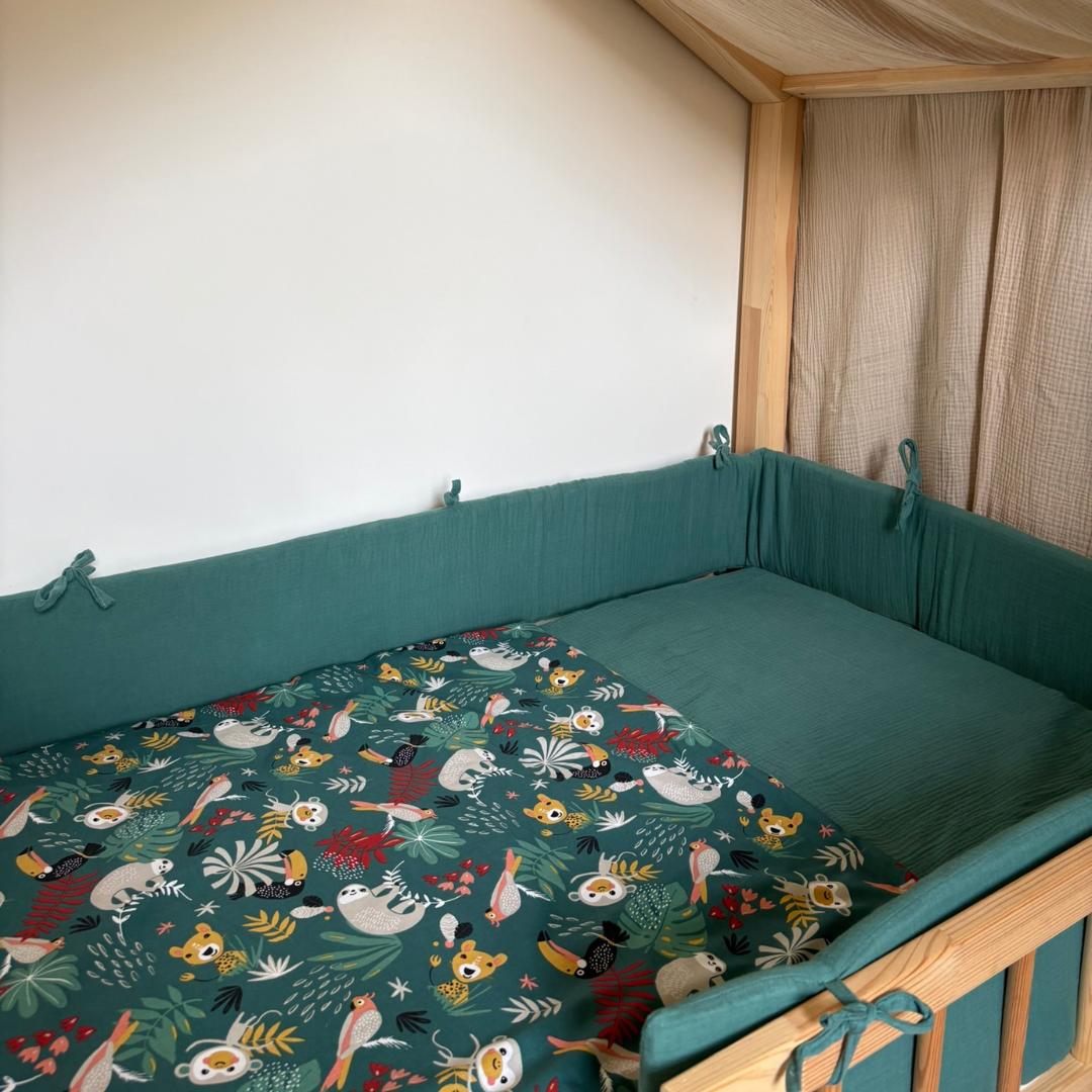 Eucalyptusgroene dubbelgaas cabinebedbumper