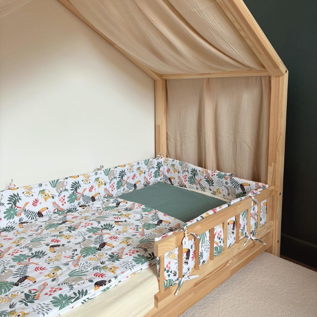Tour de lit cabane