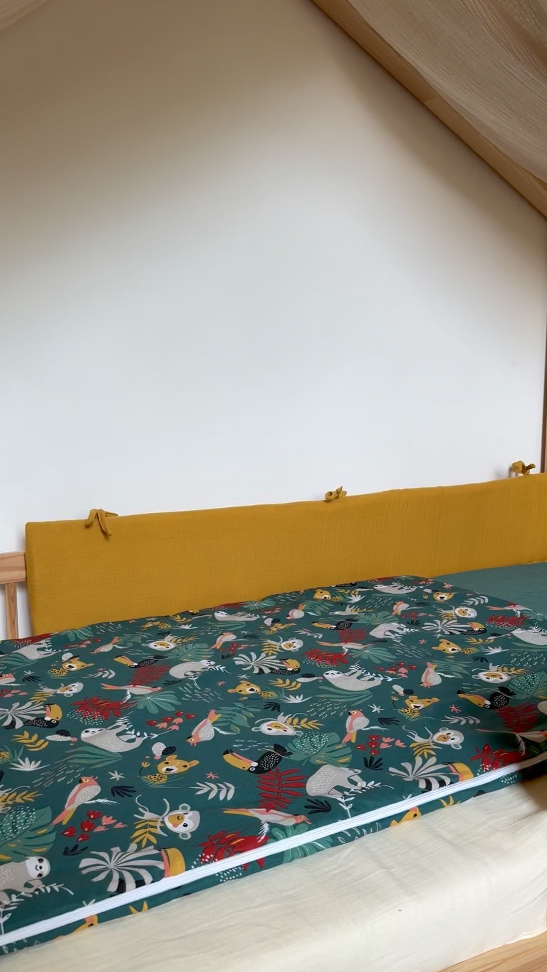 Mosterdgele dubbelgaas cabinebedbumper 