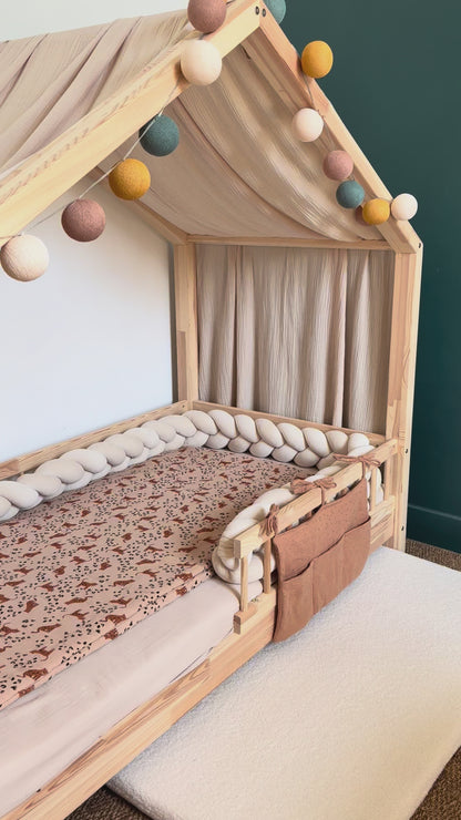 Beige bedhemel van biologisch katoen