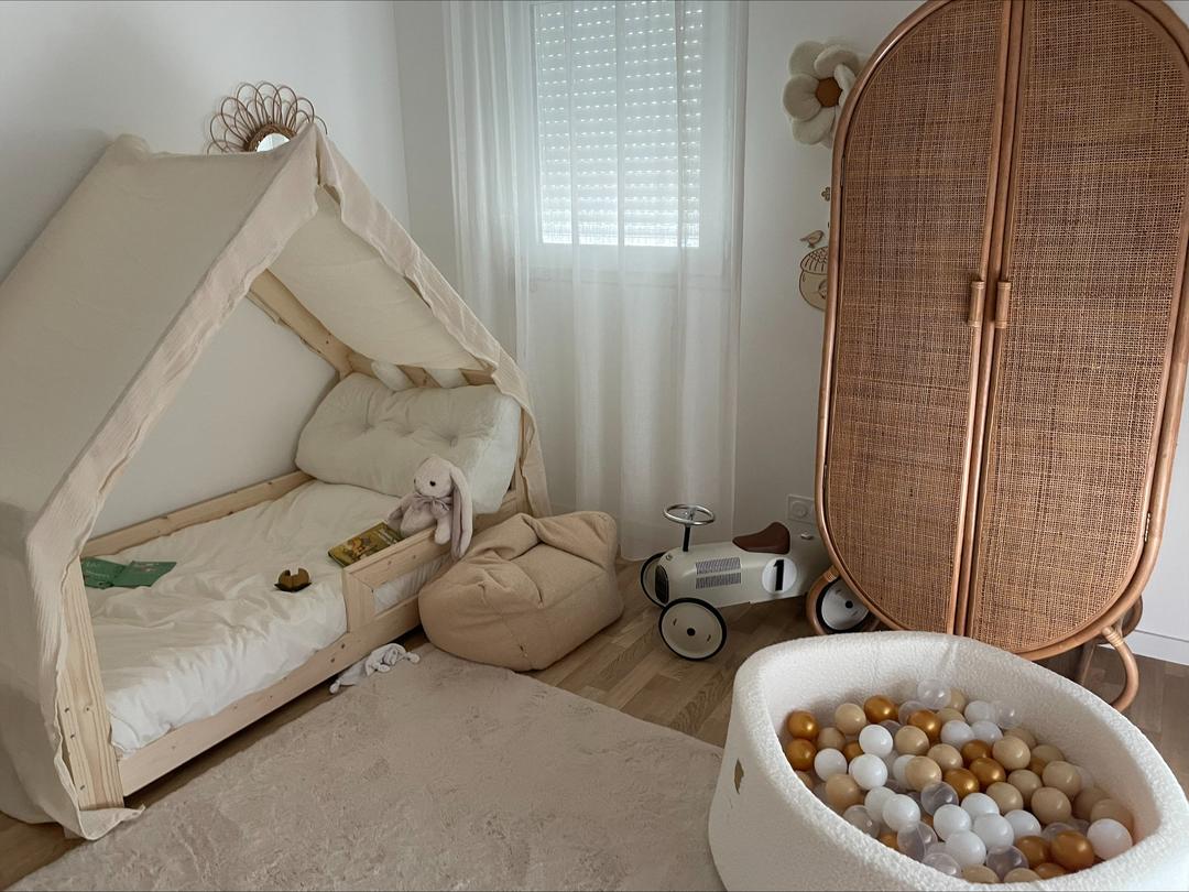 Ciel de lit cabane Ecru en stock